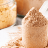 how many scoops of protein powder a day (2) (1)